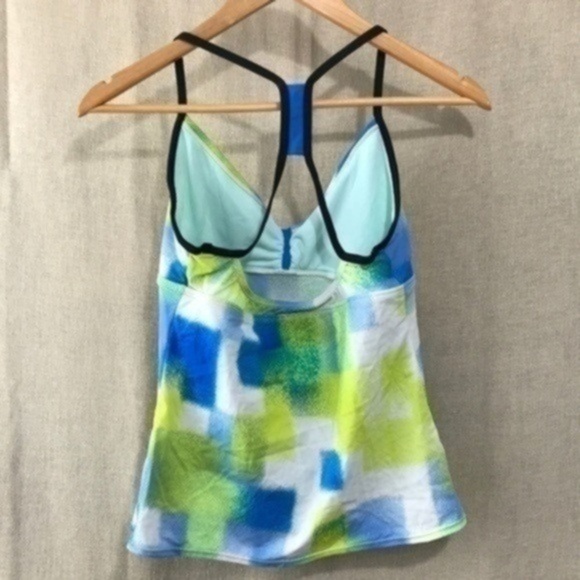 Nike women’s swim top size 12 - Picture 4 of 7
